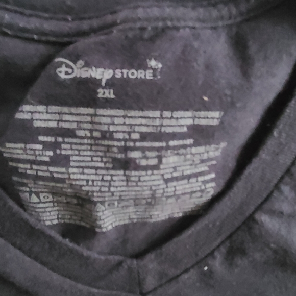 Disney V-neck "New York City" T-Shirt - Picture 3 of 3